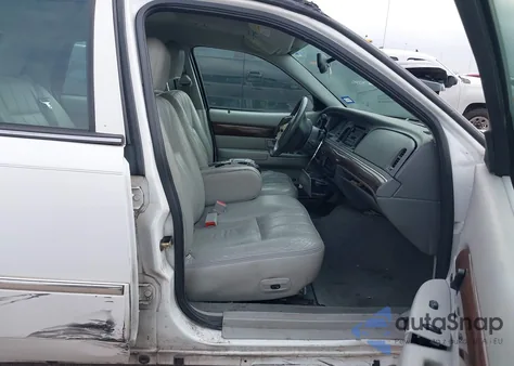 2003 Mercury Grand Marquis Ls z USA, uszkodzony, nr VIN 2MEFM75W23X693372